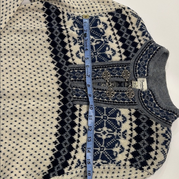 Cambridge Dry Goods Blue and White wool Sweater - Picture 3 of 7